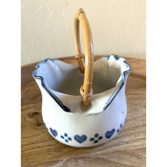 VTG Hart Street Pottery Basket Artist Janet Rodriguez Hearts Blue Bamboo Handle - Picture 4 of 6
